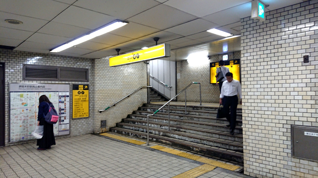 Osaka Metro堺筋本町駅⑥出口
